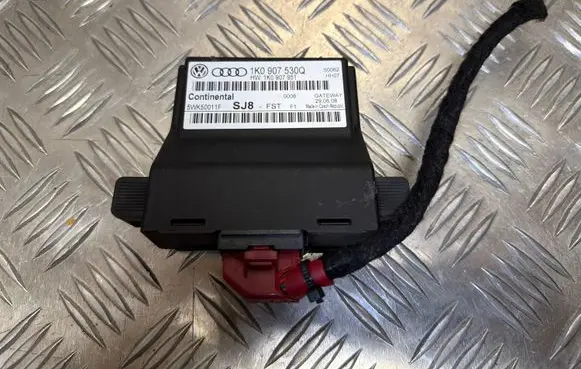 Volkswagen Tiguan Gateway control module 1K0907951 1K0907530Q 5WK50011F