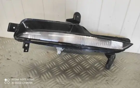 Renault Megane IV Front indicator light 261306376R 2BA01234902 2BA012349