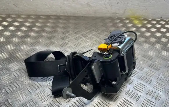 Mercedes-Benz E W238 Front seatbelt A2388602900