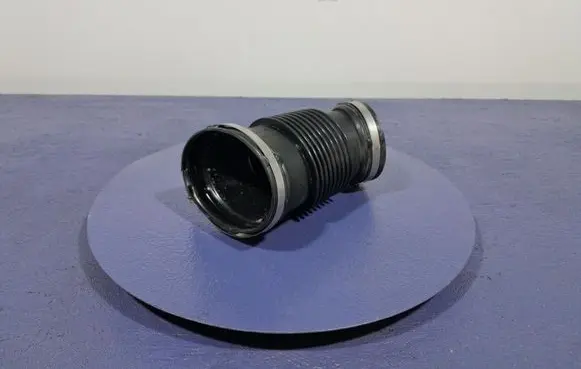 BMW M5 Air intake hose/pipe 7852384