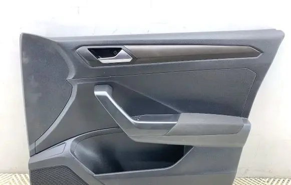 Volkswagen T-Roc Front door card panel trim
