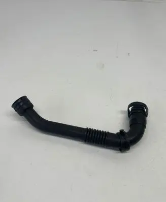 Skoda Fabia Mk1 (6Y) Breather hose/pipe 045103493D