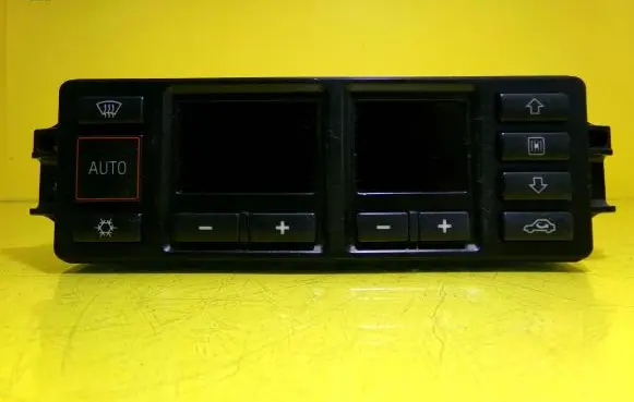 Audi A3 S3 8L Climate control unit 5HB007608-00 8L0820043B