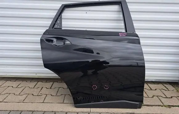 Hyundai Bayon Rear door
