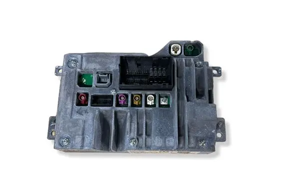 Chrysler Pacifica Radio/CD/DVD/GPS head unit 68351931AG