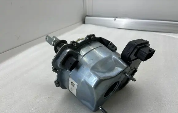 Tesla Model Y Brake booster 118867150A 0204N00896