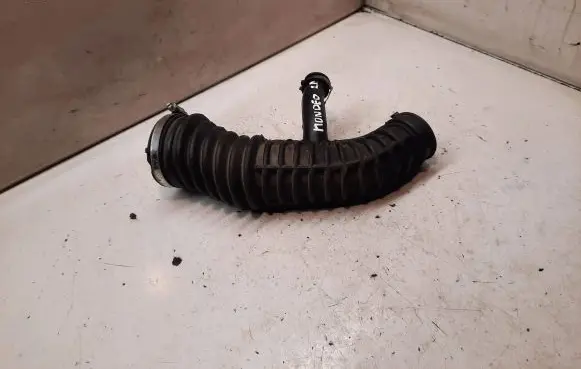 Ford Mondeo Mk III Air intake hose/pipe 1S719C623