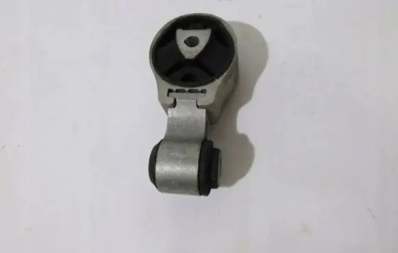 Renault Talisman Gearbox mounting bracket