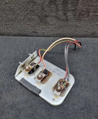 Coolant fan relay