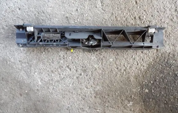 Citroen C4 II Picasso Radiator support slam panel