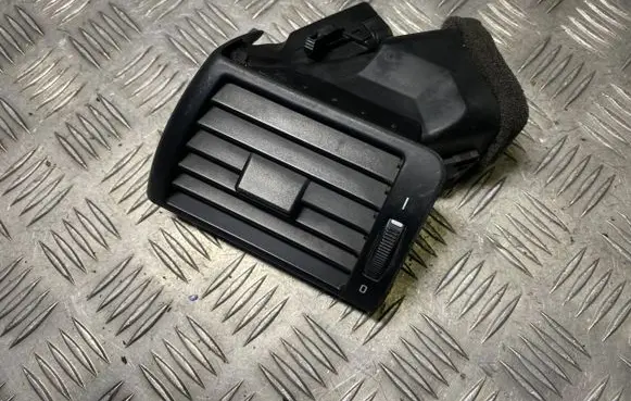 BMW 3 E46 Dashboard side air vent grill/cover trim 64228361897 369701