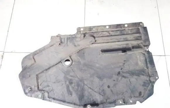 BMW X5 E70 Engine splash shield/under tray 51757158406 5175-7158406
