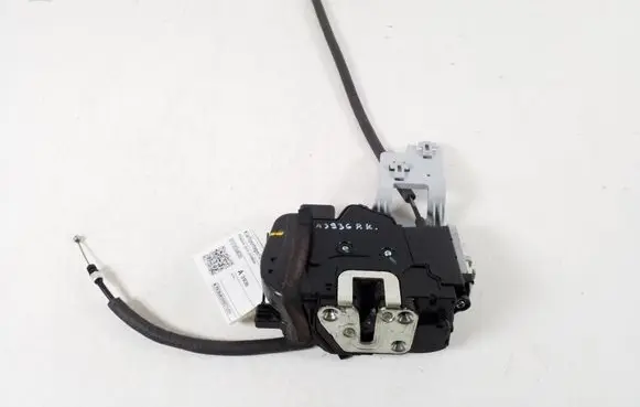KIA Sportage Front door lock 813103U020