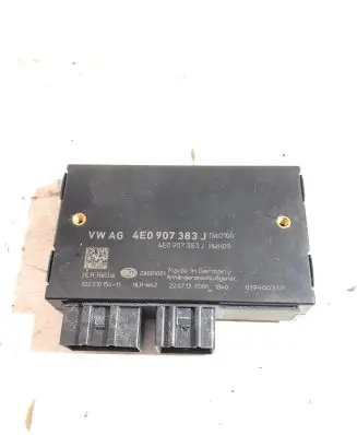 Audi Q7 4L Tow bar trailer control unit/module 4E0907383J 2A001001