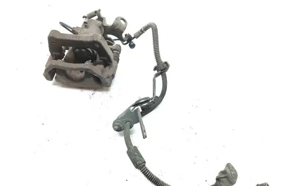 Citroen DS5 Rear brake caliper 32054056 030784 C38HRRET84HY