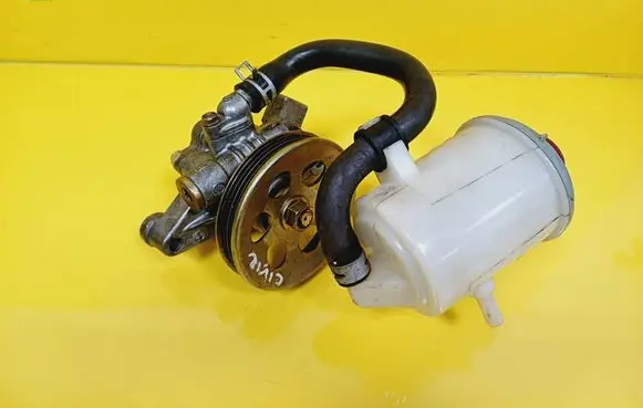 Honda Civic Power steering pump P2A510305Y
