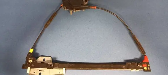 Volkswagen PASSAT B4 Rear door window regulator motor 3A0959809