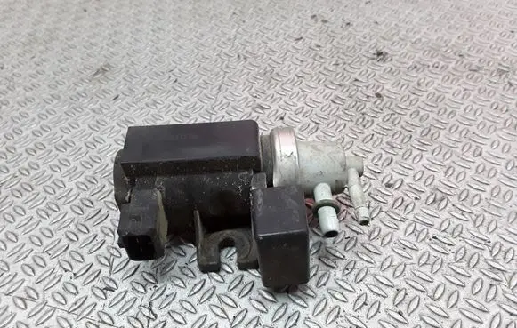 KIA Sorento Turbo solenoid valve 72190316