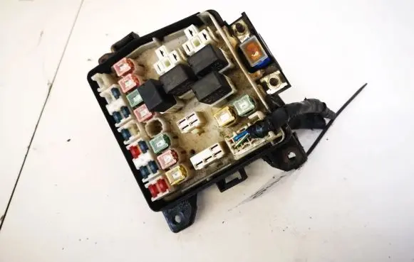 Mazda 323 F Fuse box set