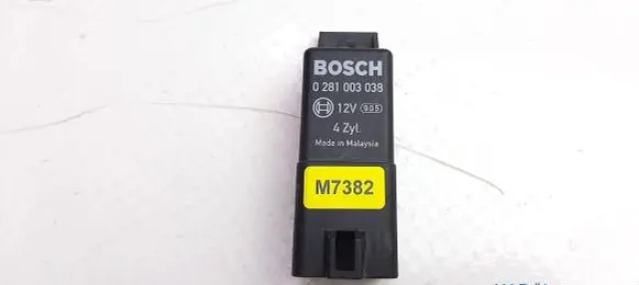 Volkswagen Caddy Glow plug pre-heat relay 038907281D M7382