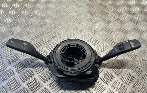 BMW 2 F45 Wiper turn signal indicator stalk/switch 9368597