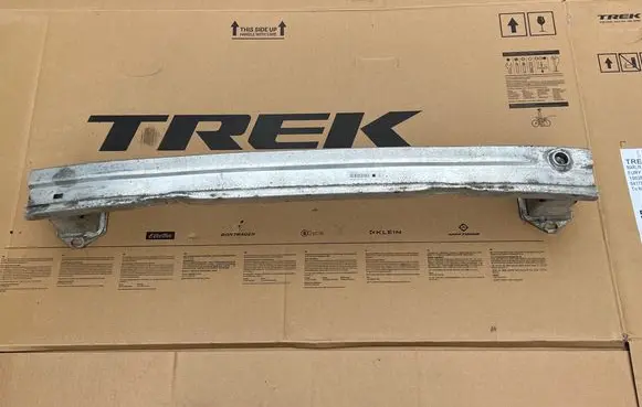 BMW 2 F46 Rear bumper cross member 7318825