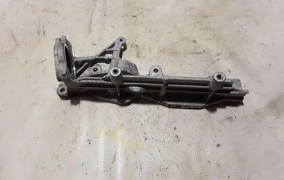 Mercedes-Benz GLA W156 X156 EGR valve cooler bracket A6511420200