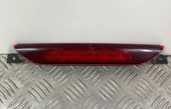 Dodge Durango Third/center stoplight 983284AD