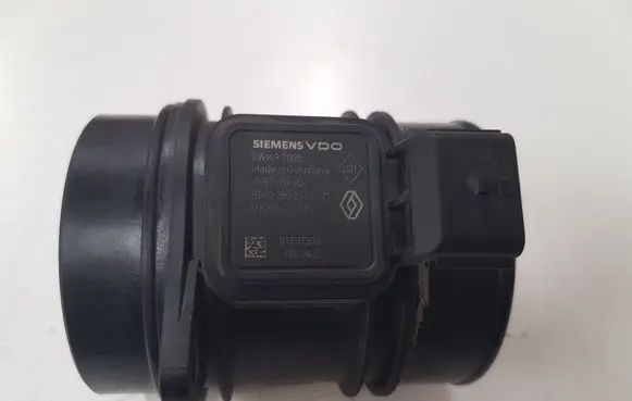 Renault Scenic II - Grand scenic II Mass air flow meter 5WK97005 82002800657