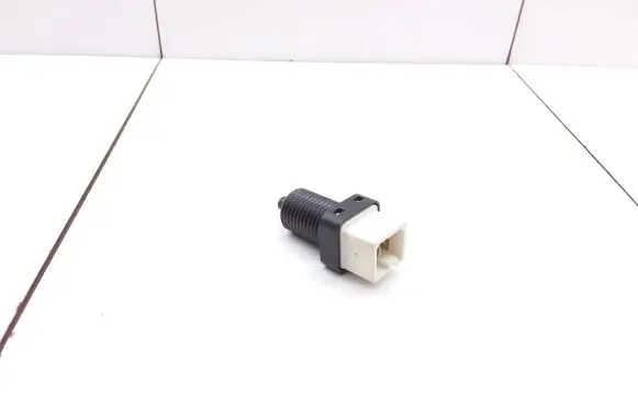 Brake pedal sensor switch