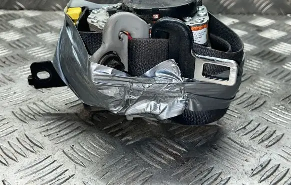 Honda Accord Front seatbelt C800107VF