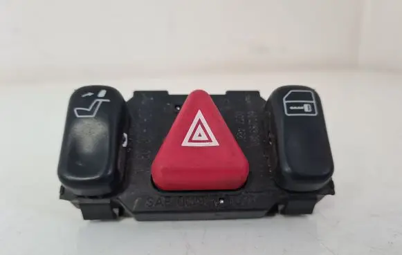 Mercedes-Benz E W210 Hazard light switch 2088200310