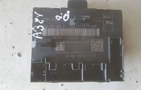 Audi A3 S3 8V Door control unit/module 5Q0959393A