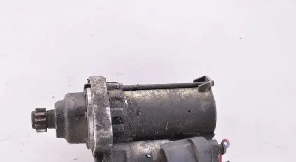Volkswagen PASSAT B6 Starter motor 02M911023M