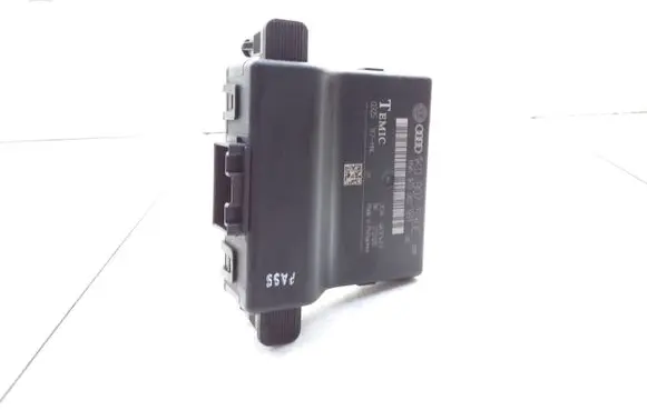 Skoda Octavia Mk2 (1Z) Gateway control module 1K0907951 1K0907530E