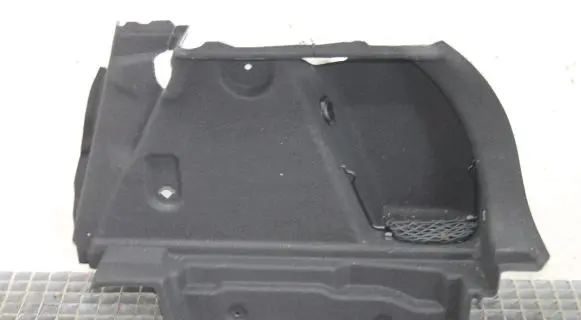 BMW 1 F40 Trunk/boot side trim panel 7477012