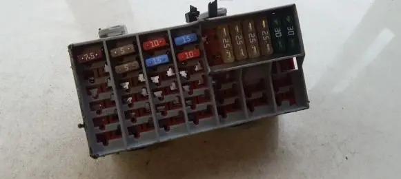 Volvo XC90 Fuse box set 8637669
