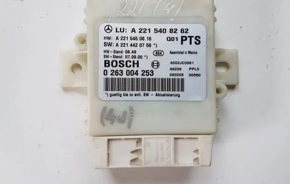 Mercedes-Benz S W221 Parking PDC control unit/module A2215408262