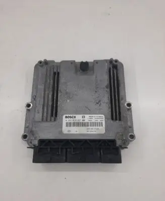 Opel Vivaro Engine control unit/module 237101754R 237102011R 0281018497