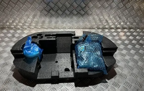 Opel Mokka B Spare wheel section trim 9830784380