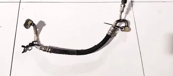 Skoda Octavia Mk2 (1Z) Air conditioning (A/C) pipe/hose