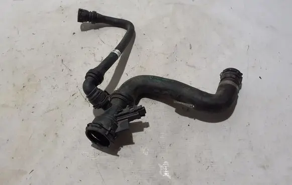 BMW i5 G60 Engine coolant pipe/hose 17129888819