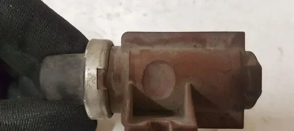 Citroen C5 Turbo solenoid valve 70096803 9652570180