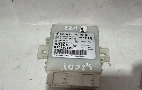 Mercedes-Benz S W221 Parking PDC control unit/module A2215408262