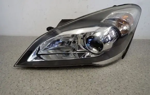 KIA Ceed Headlight/headlamp 