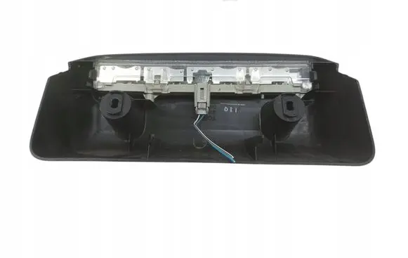 Toyota Verso-S Third/center stoplight