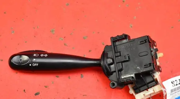 Toyota Yaris Verso Headlight wiper switch 1736482