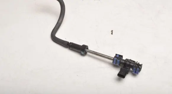 Volvo V40 Fuel pressure sensor 