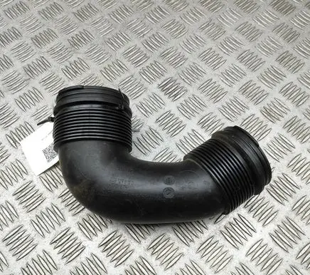 Audi Q7 4M Air intake duct part 059129616G