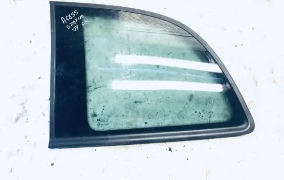 Opel Zafira A Rear side window